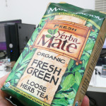 サラダ、飲んでます。 <br>緑茶のような香りの【マテ茶】